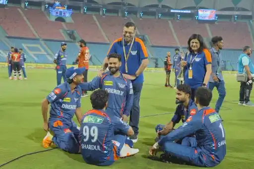 Sanjiv Goenka with the team